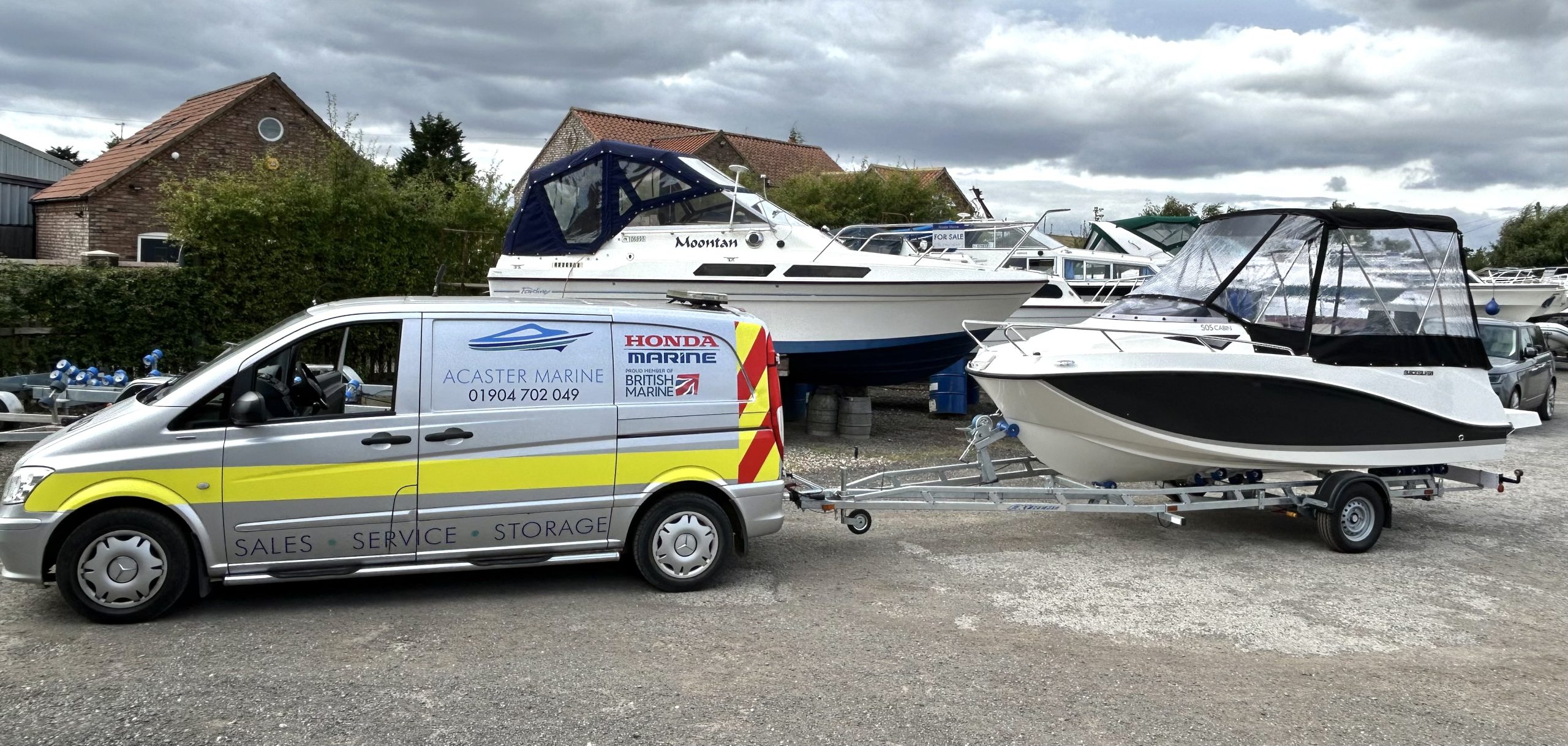 Acaster Marine Van towing Quicksilver